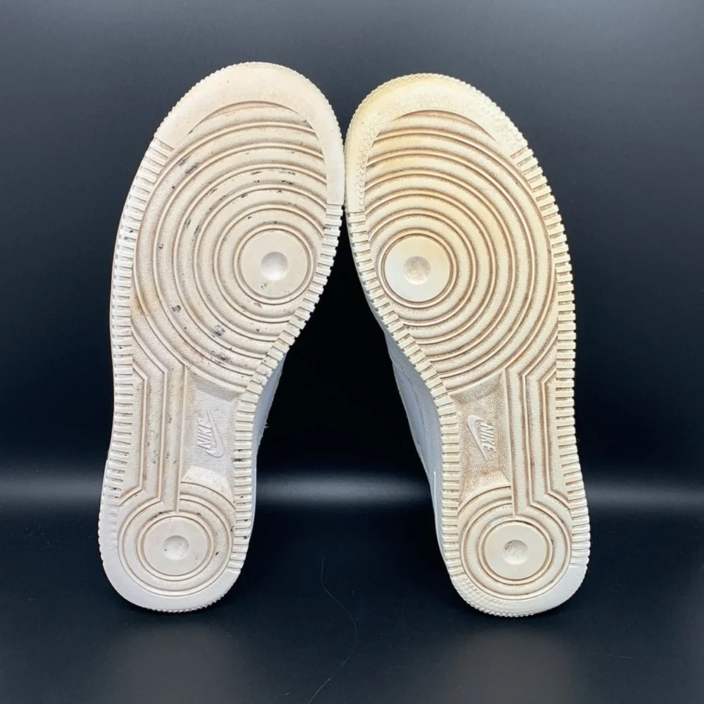 Nike Air Force 1’s‎ ‘07 Triple White Shoes Men’s Sz 9.5